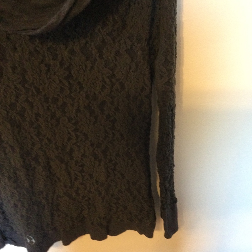 Ruff Hewn Grey Elegant  BOHO Lace Cowl Neck Lace Top Size Large - Picture 4 of 7